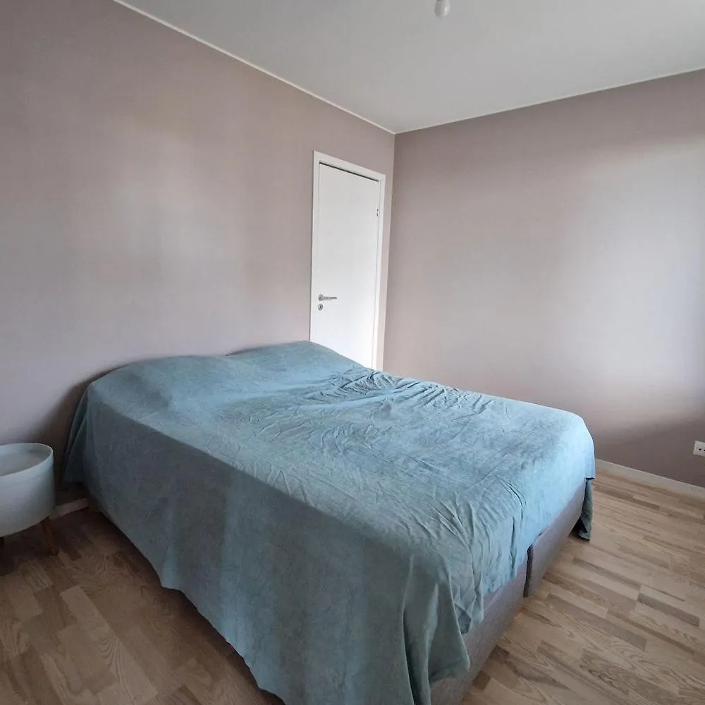 Apt In Aelvsjoe Stockholm Sweden